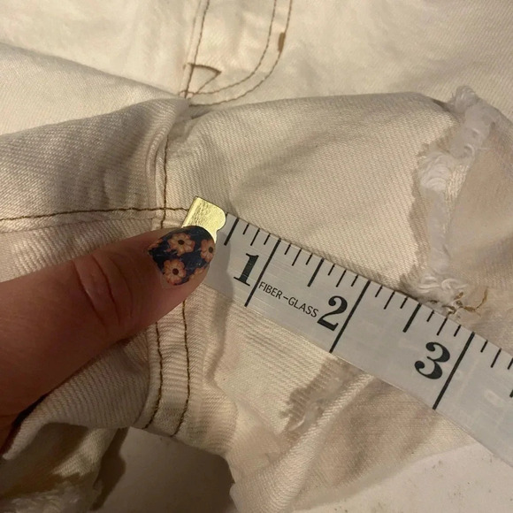 J. Crew Relaxed Shorts in Ecru Size 30 Denim High Rise - Picture 4 of 6